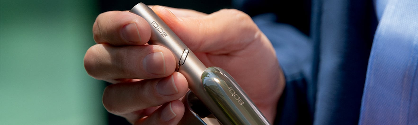 IQOS in Hand